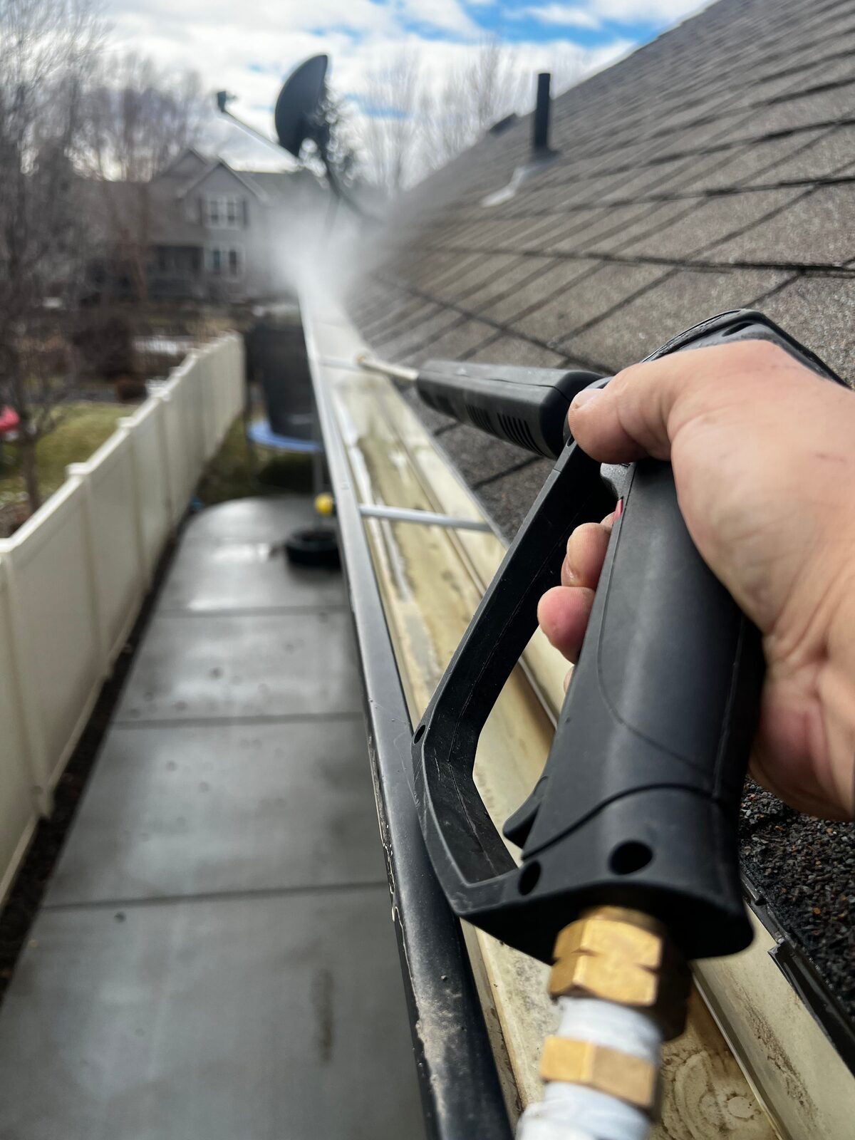 Gutter Cleaning services in Manchester by Go Local Building Ltd